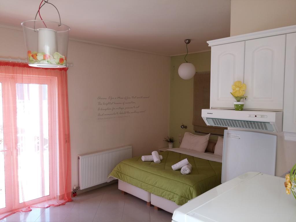 Villa Muses Poros Town Pokoj fotografie