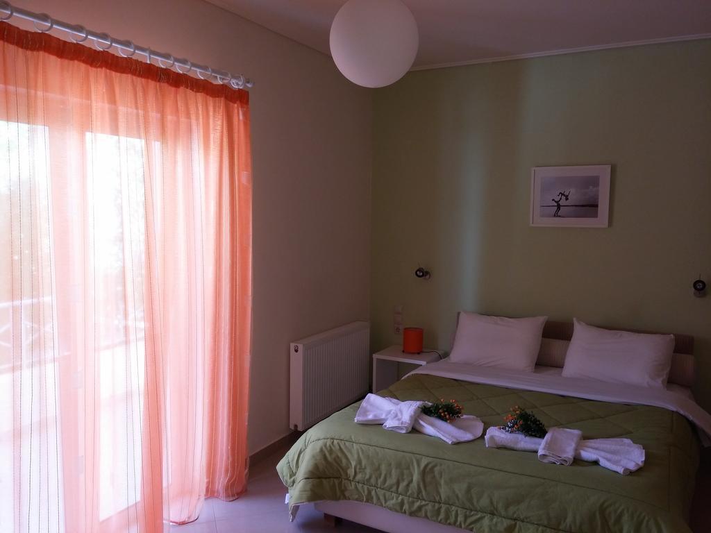 Villa Muses Poros Town Pokoj fotografie